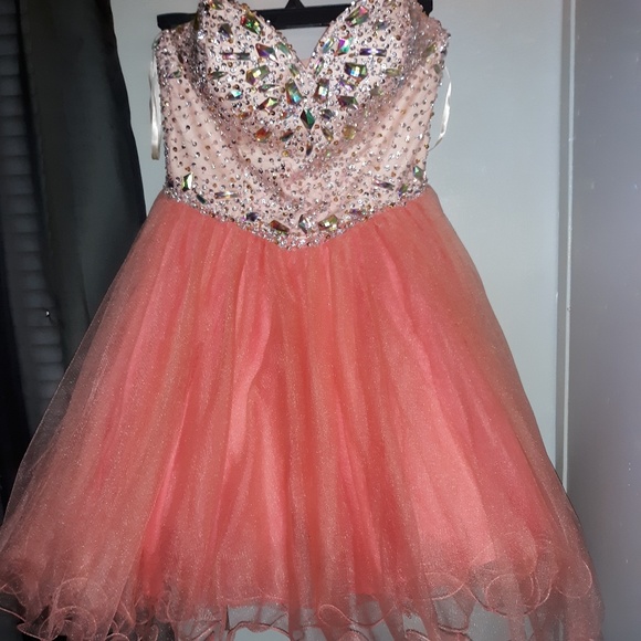 Juniors Short formal prom dress - Picture 7 of 7